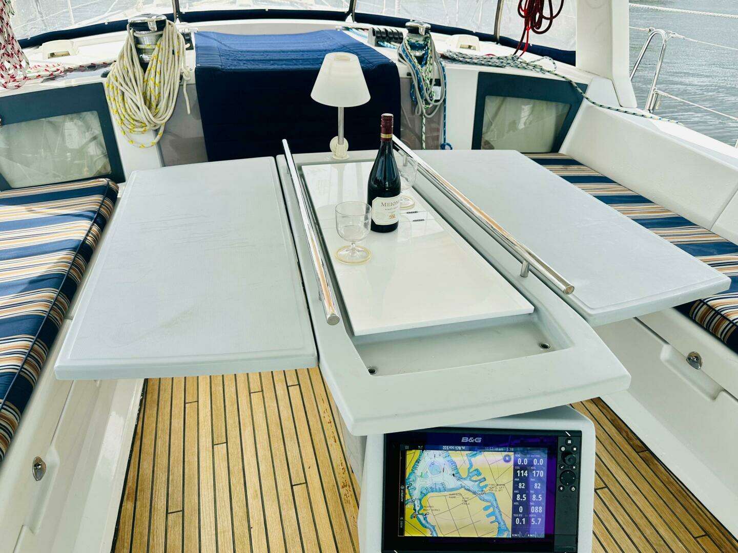 2015 Beneteau Oceanis 45 - Image 16