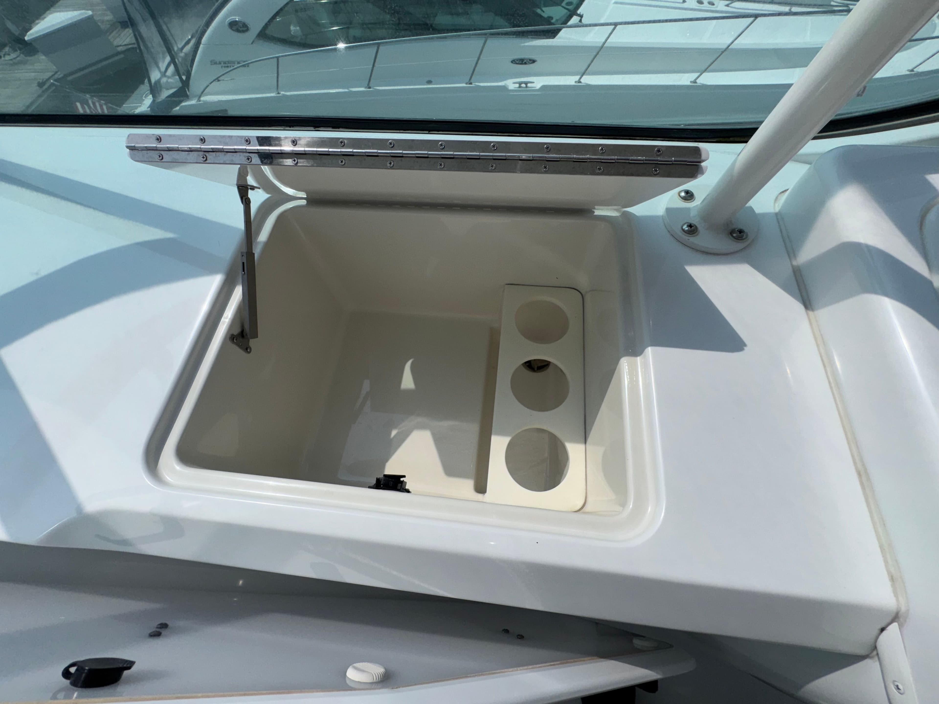 2002 Carver 570 Voyager Pilothouse - 41