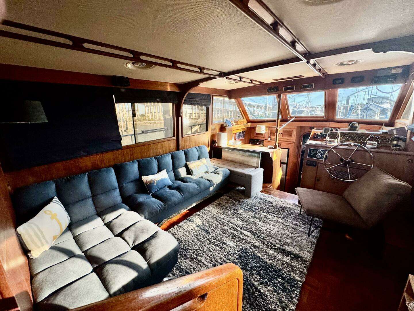 1986 Marine Trader 47 Tradewinds - Image 22