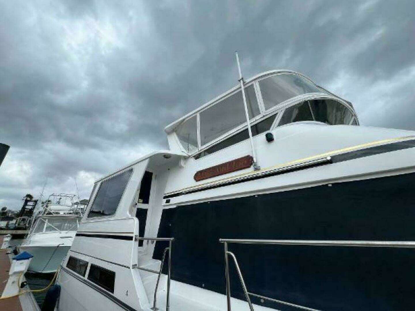 1998 Hyatt 51 Aft Cabin MY - Image 17
