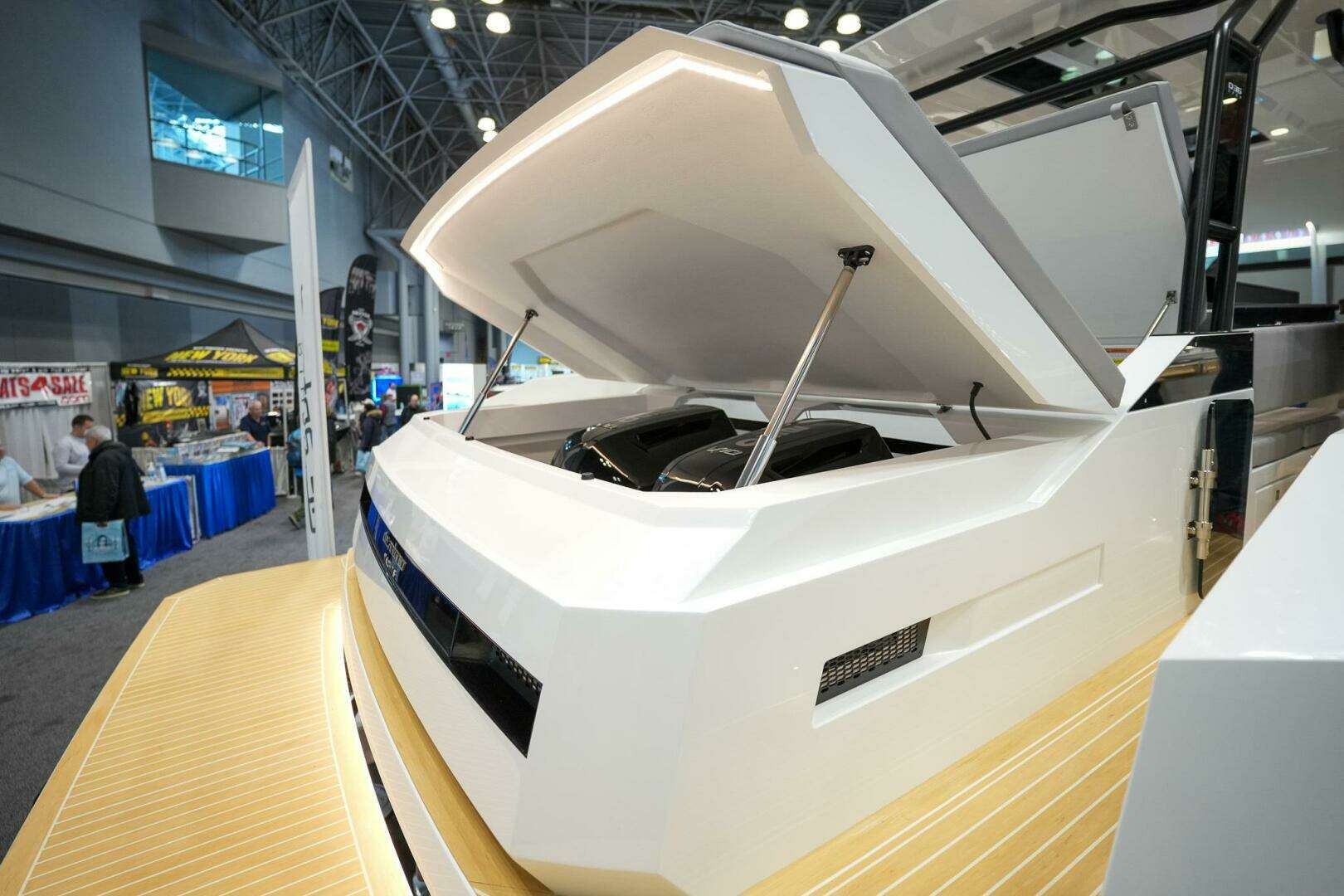 2026 De Antonio Yachts D36 - Image 7