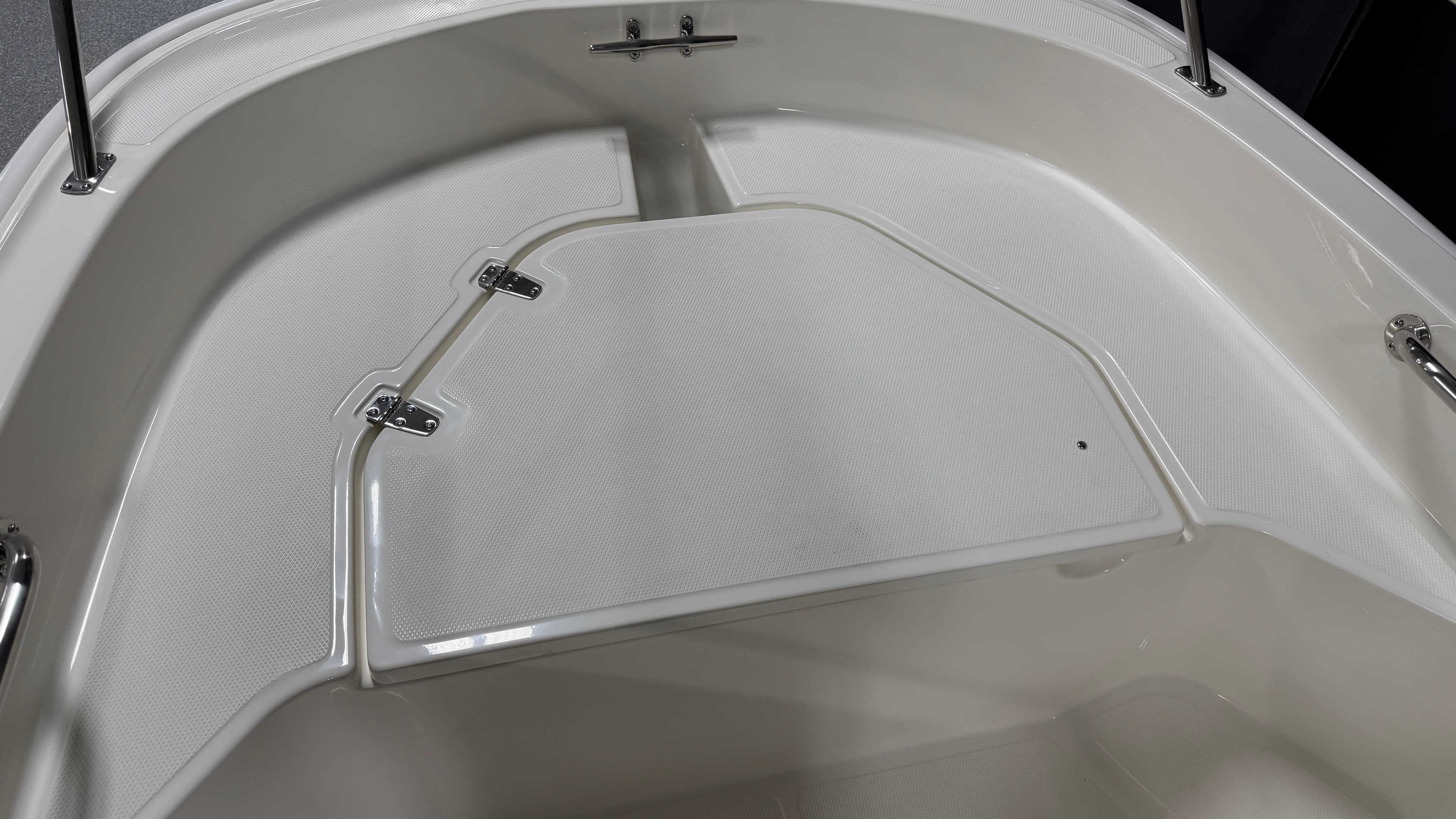 2026 Boston Whaler 130 Super Sport - 33