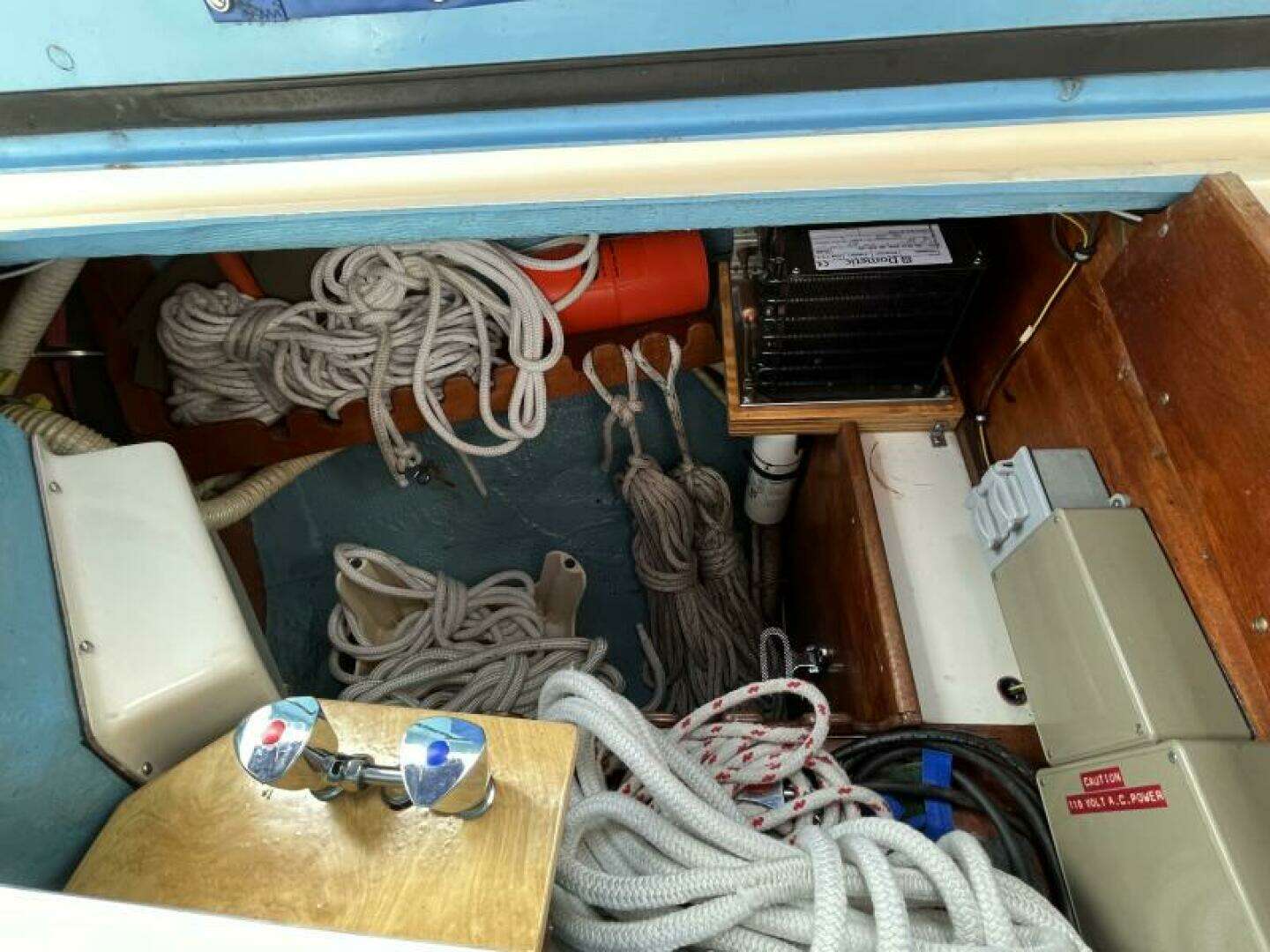 1988 Sabre 34 MkII - Image 40