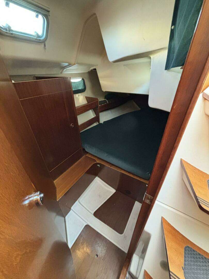 1997 Beneteau Oceanis 351 - Image 15
