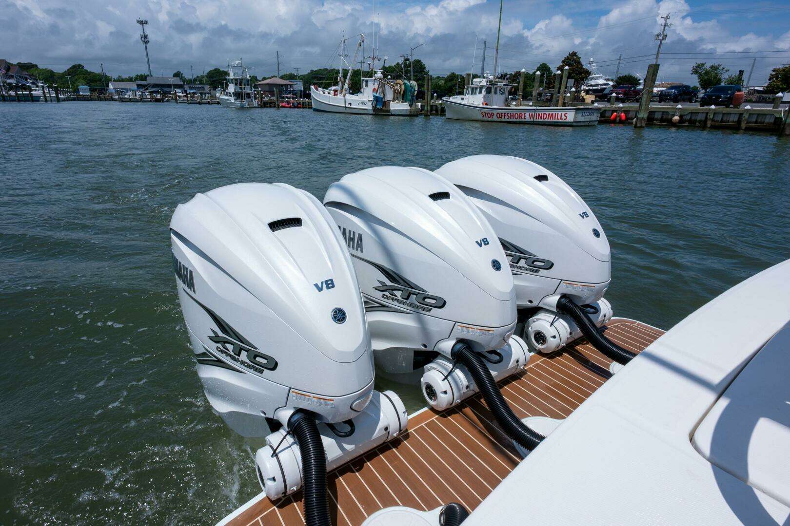 2022 Regulator — - Image 16