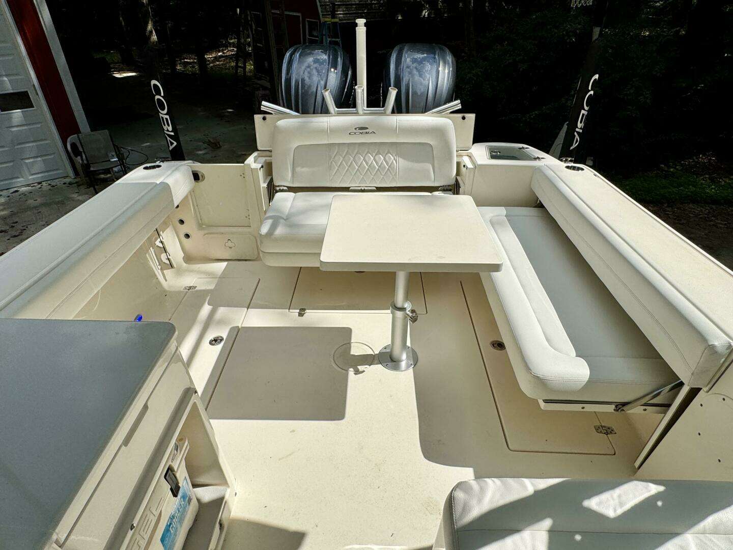 2022 Cobia 280 DC - Image 129