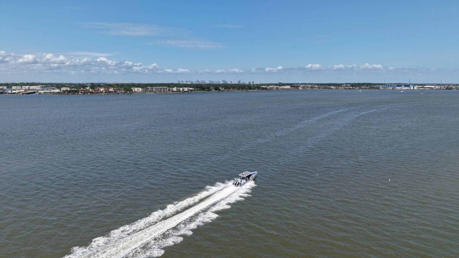2019 Axopar 37 Sun Top - Image 45