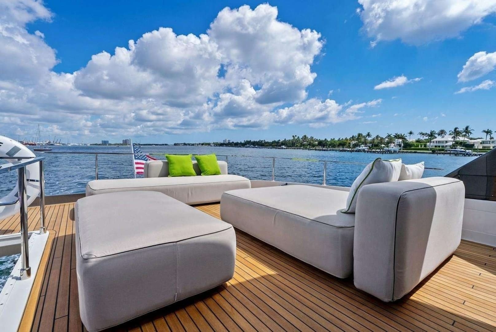 2022 Ferretti Yachts 780 - Image 13