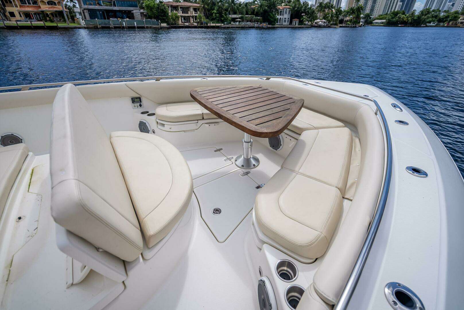 2016 Boston Whaler — - Image 83