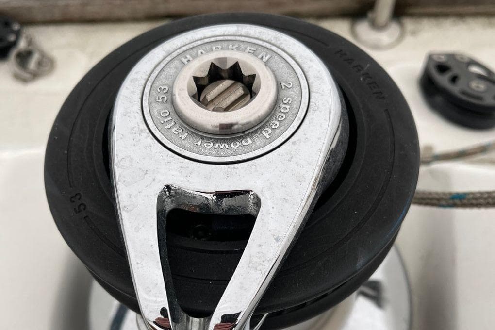 Close-up of a Harken winch on a 2008 Jeanneau Sun Odyssey 45 sailboat.