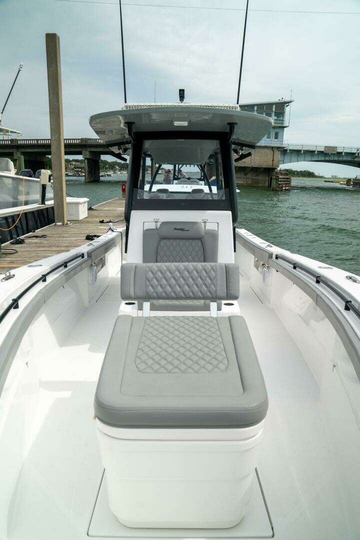 2026 Front Runner 33 CC - Image 10