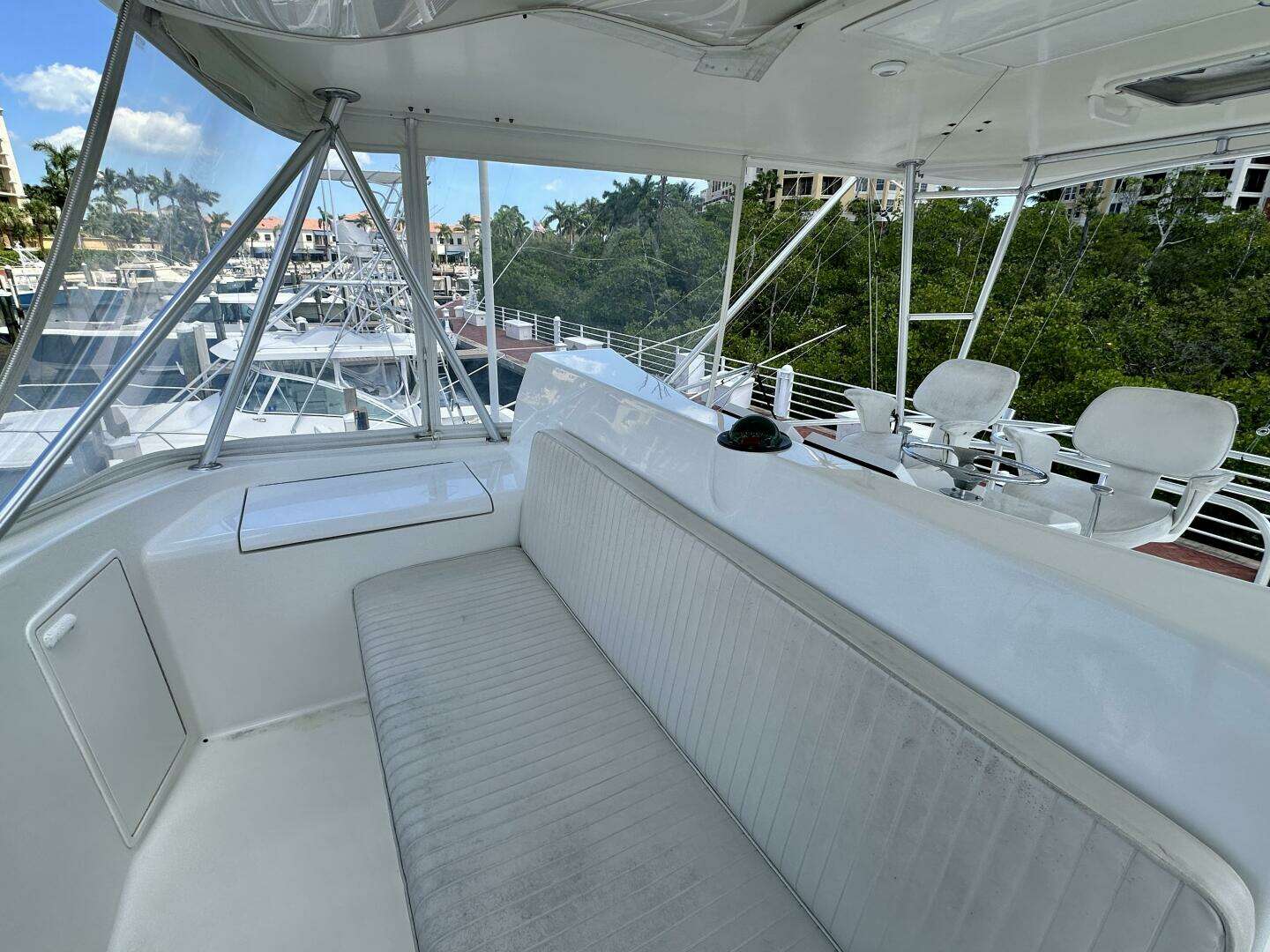 2005 Ocean Yachts 50 Super Sport - Image 7