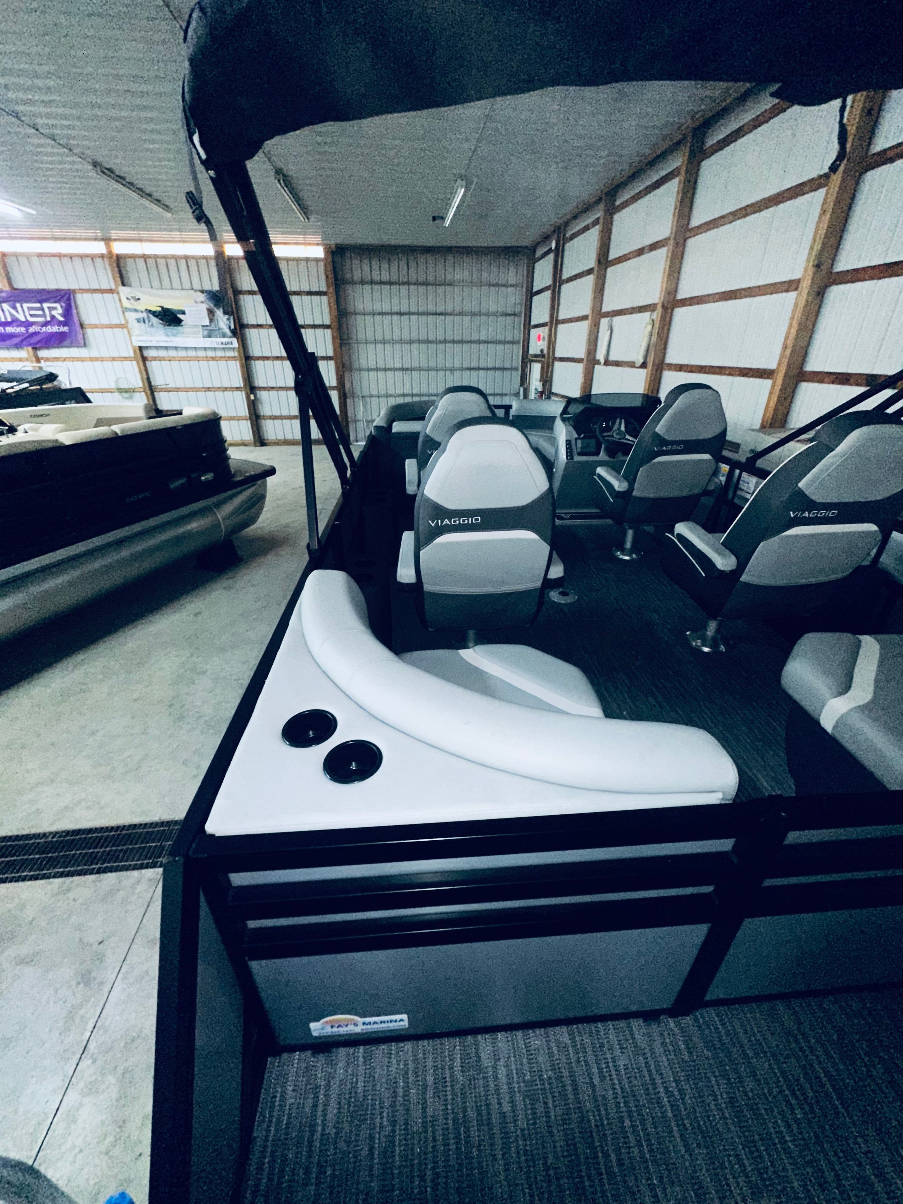 2026 Viaggio LAGO X 22Q TRITOON - 12