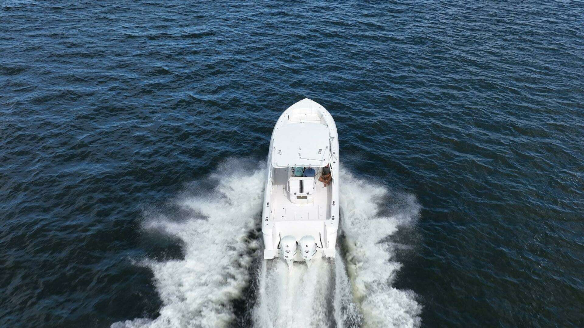 2011 Intrepid 400 Open - Image 17