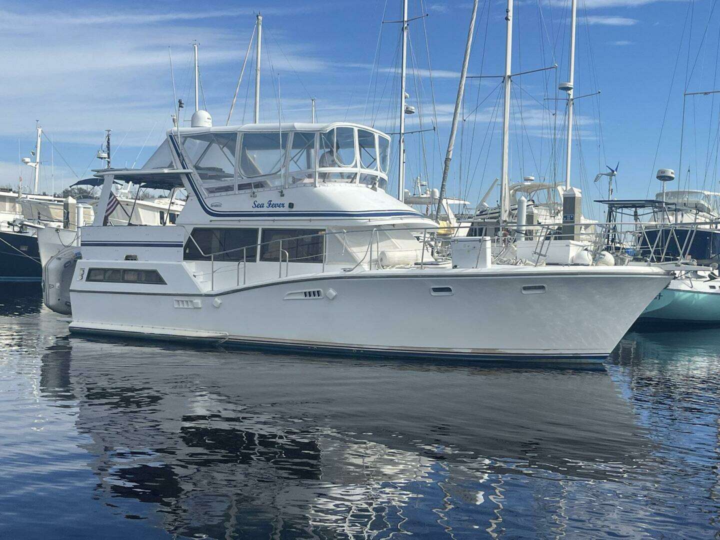 1987 Symbol 44 Sun Deck MK II - Image 2