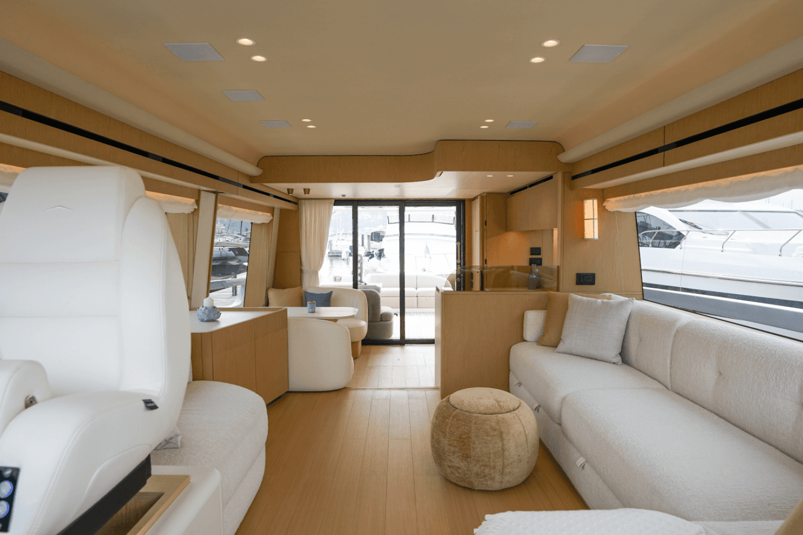 2026 Azimut Fly 62 - Image 18