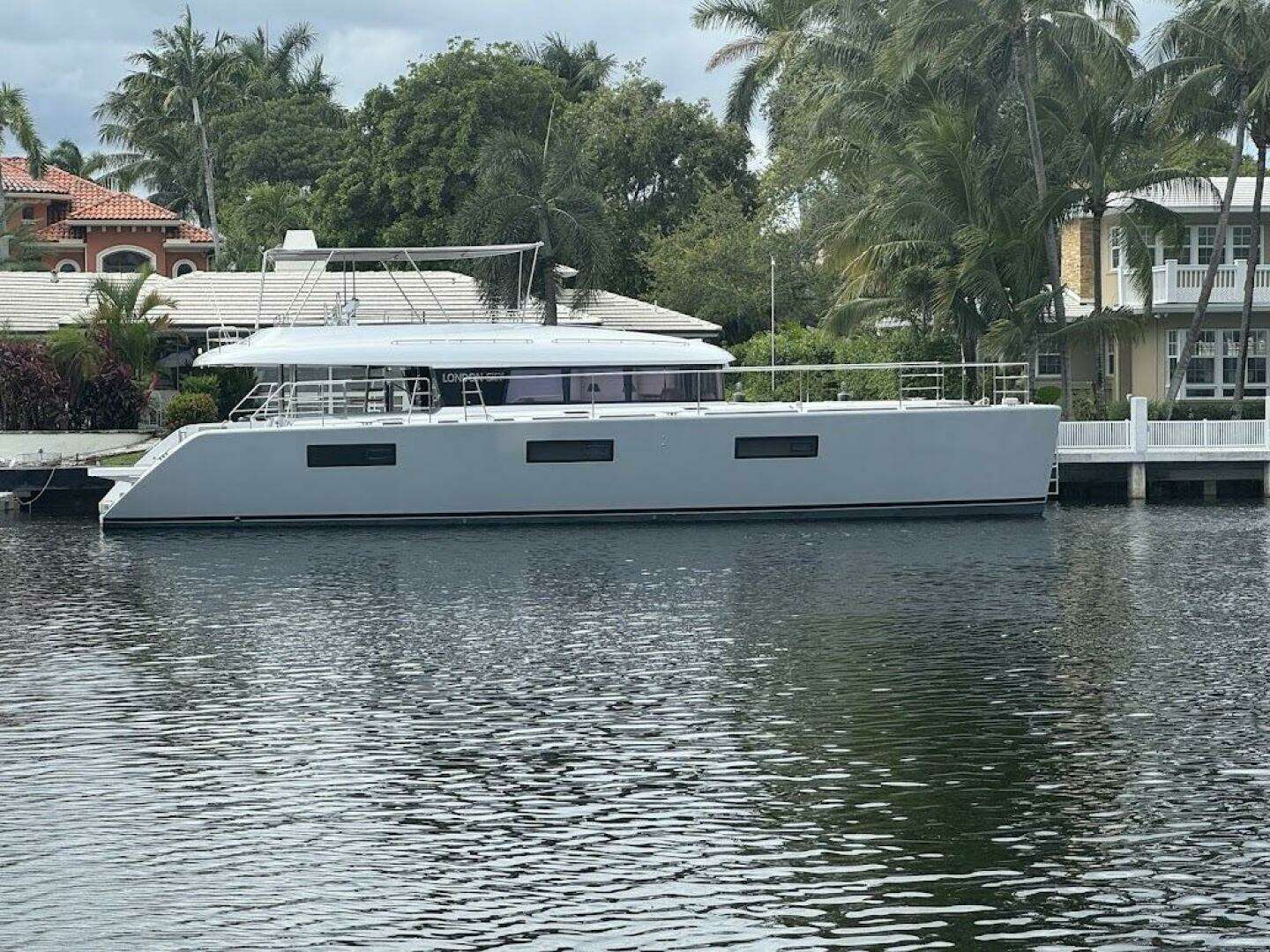 2015 Lagoon — - Image 21
