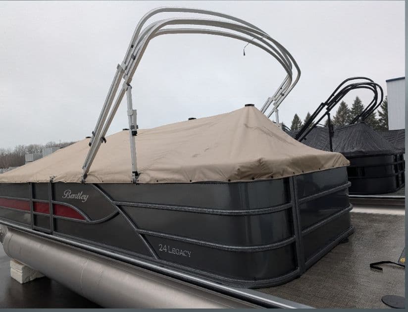 2026 Bentley Pontoons Legacy 243 Cruise - 14