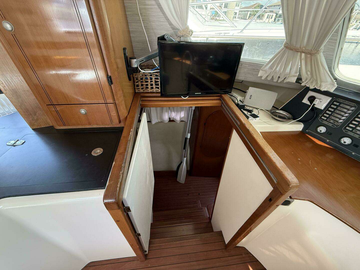 1999 Fountaine Pajot Maryland 37 - Image 10