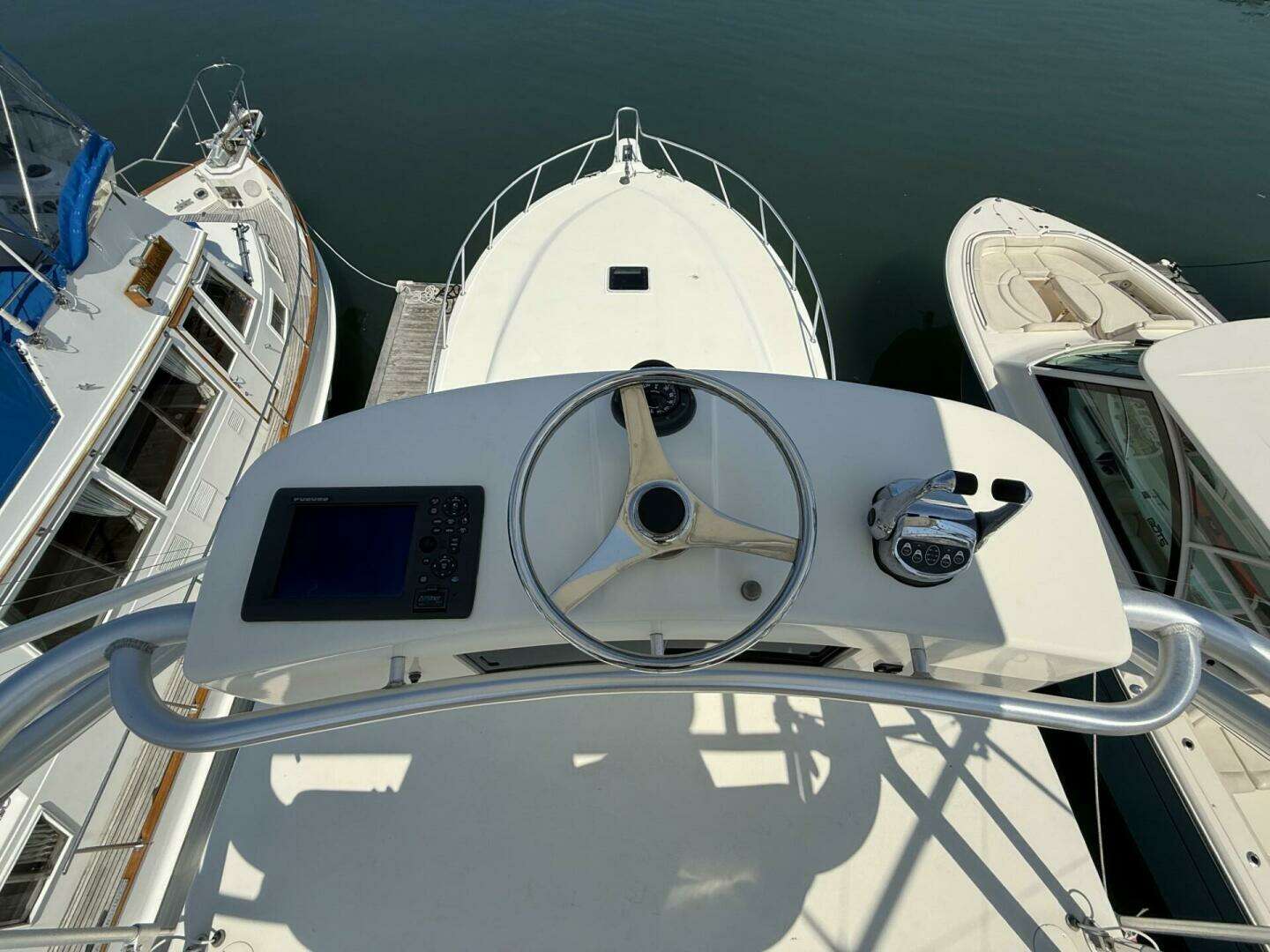 2007 Albemarle 410 Express - Image 19