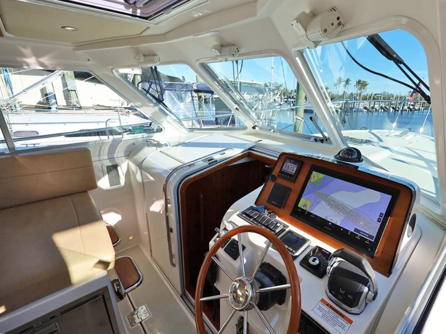 2018 Back Cove 32 - Image 24