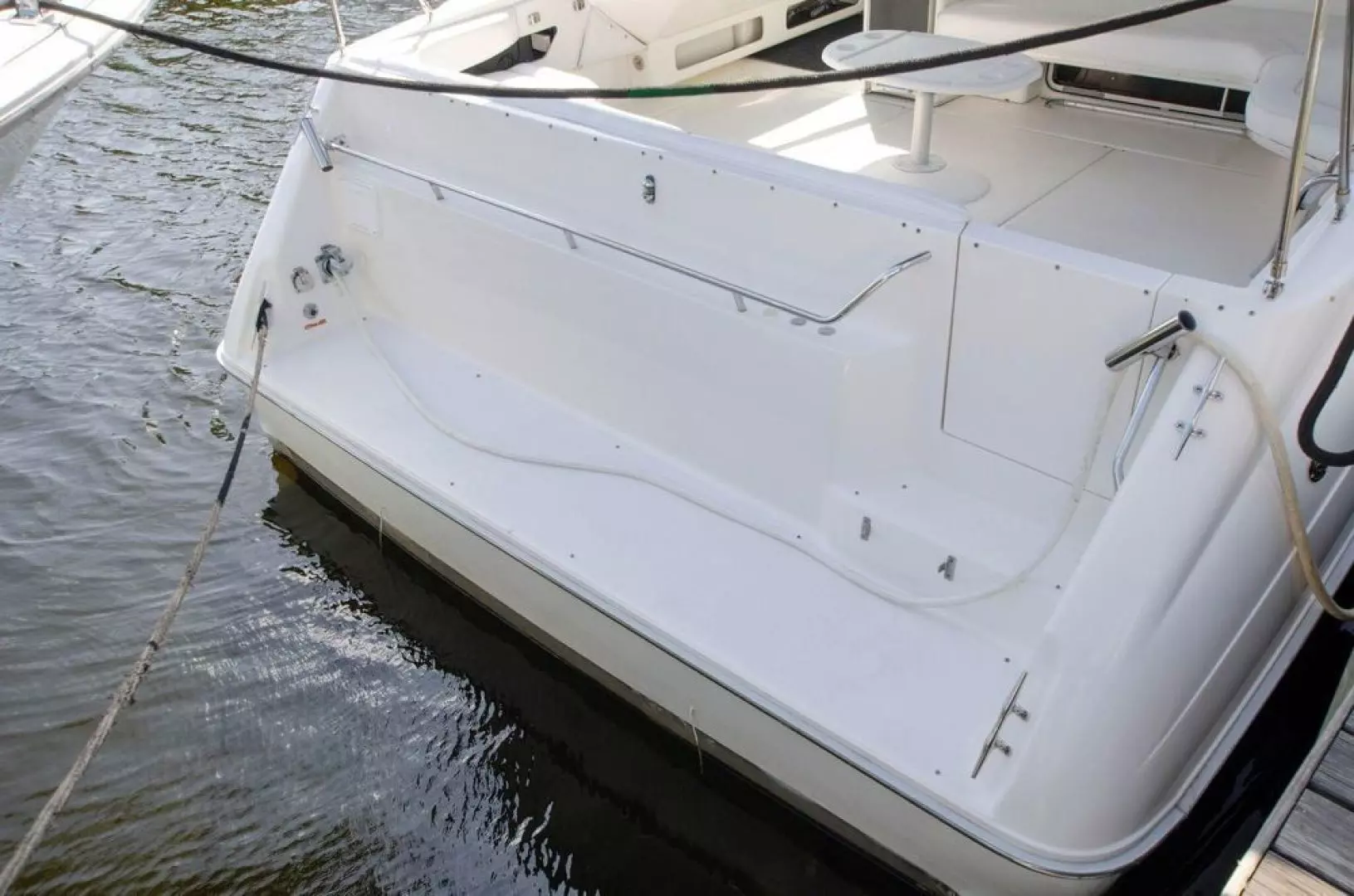 1993 Sea Ray Sundancer - Image 4