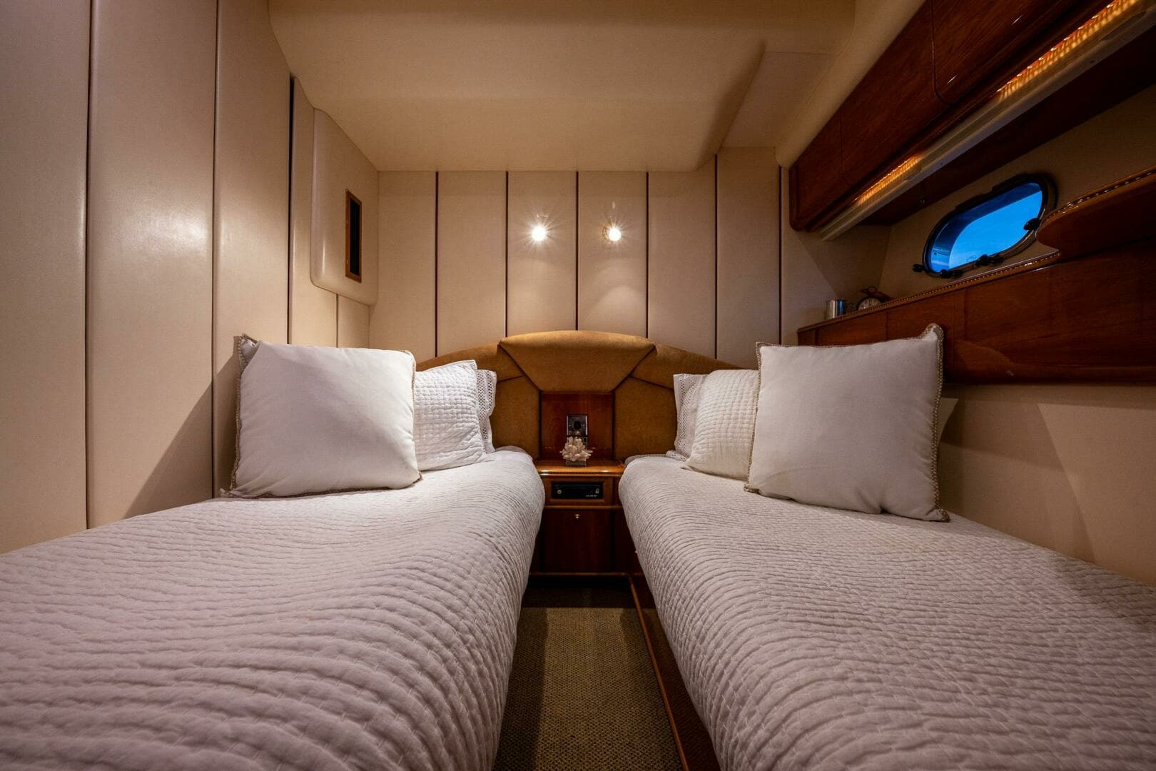 2002 Viking Princess 72 Princess Yacht - Image 62