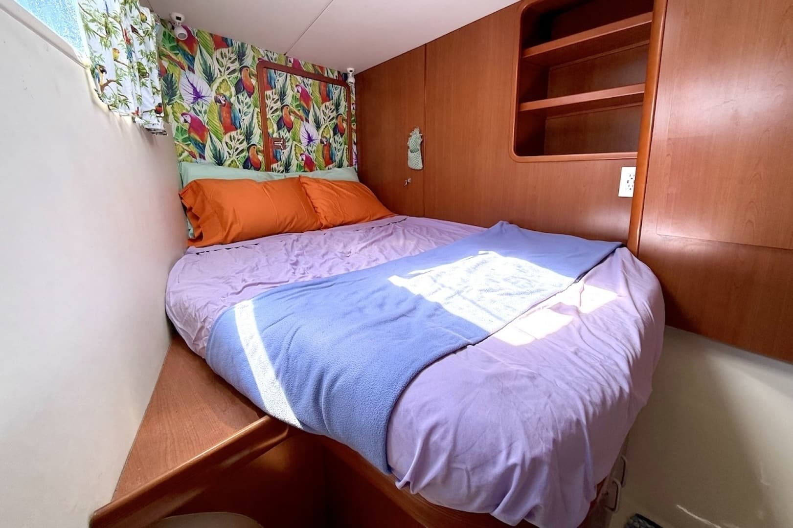 2010 Leopard 46 - Image 58