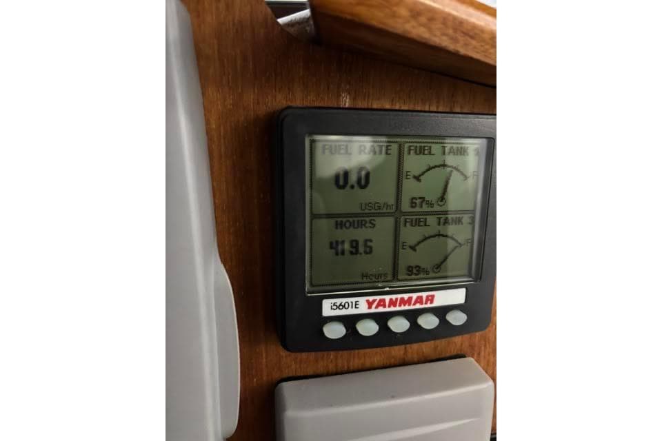 Yanmar fuel gauge display on 2013 Ranger Tugs R-29 S, showing fuel levels and engine hours.