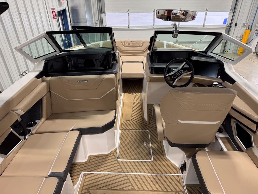 2025 MasterCraft XStar 23 - 16