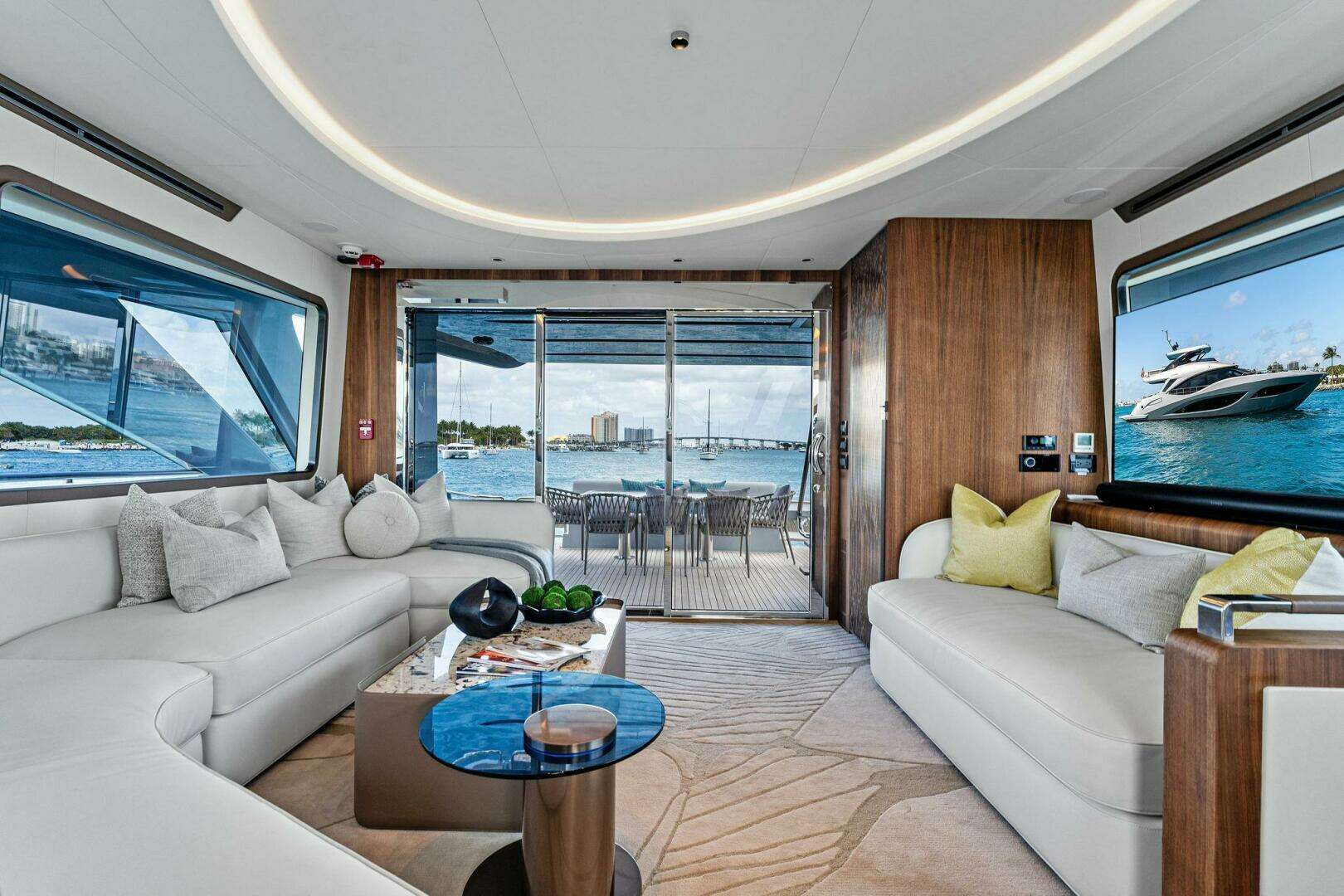 2027 Aquitalia Yachts Flybridge - Image 4