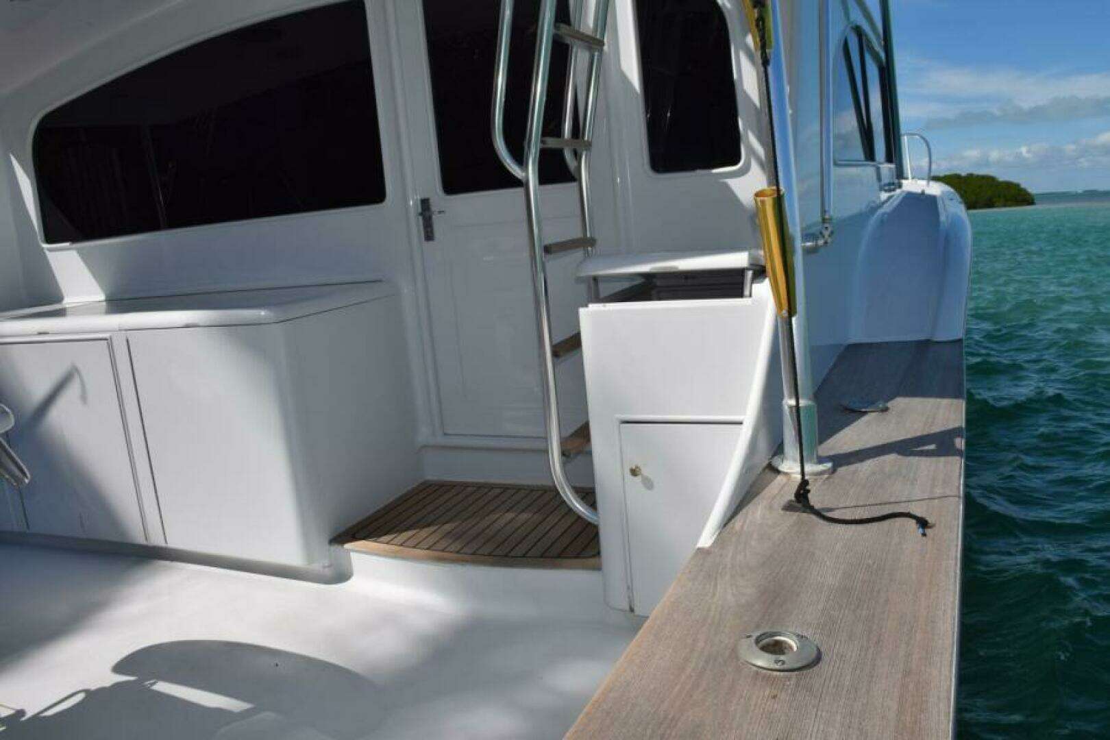 1990 Sunny Briggs Flybridge Sportfish - Image 52