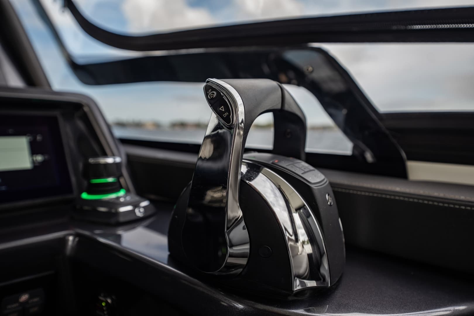 2023 Galeon — - Image 40
