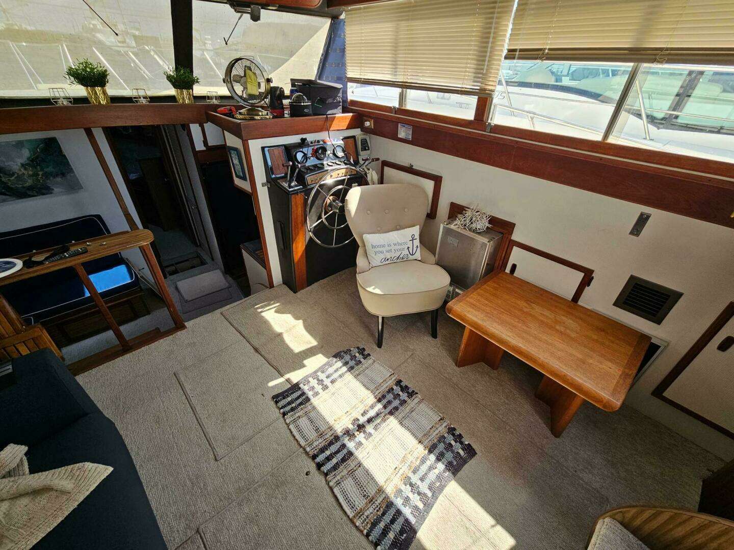 1977 Viking 43 Aft Cabin - Image 4