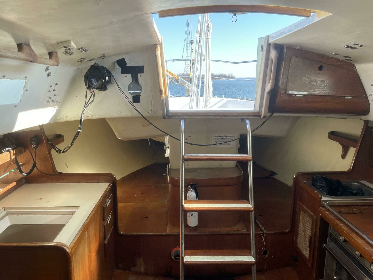 1986 J Boats J35 - Image 4