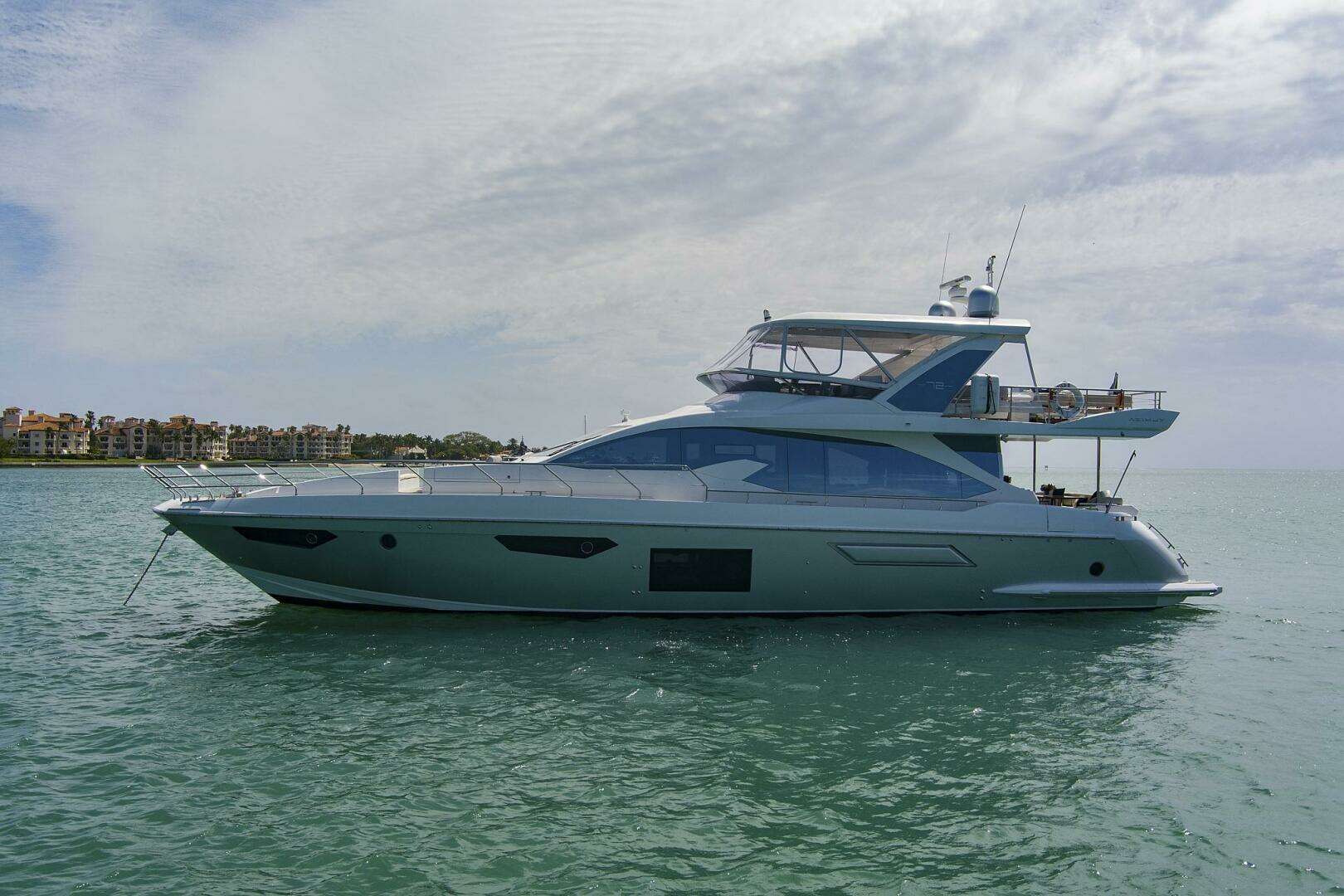 2017 Azimut 72 Flybridge - Image 2