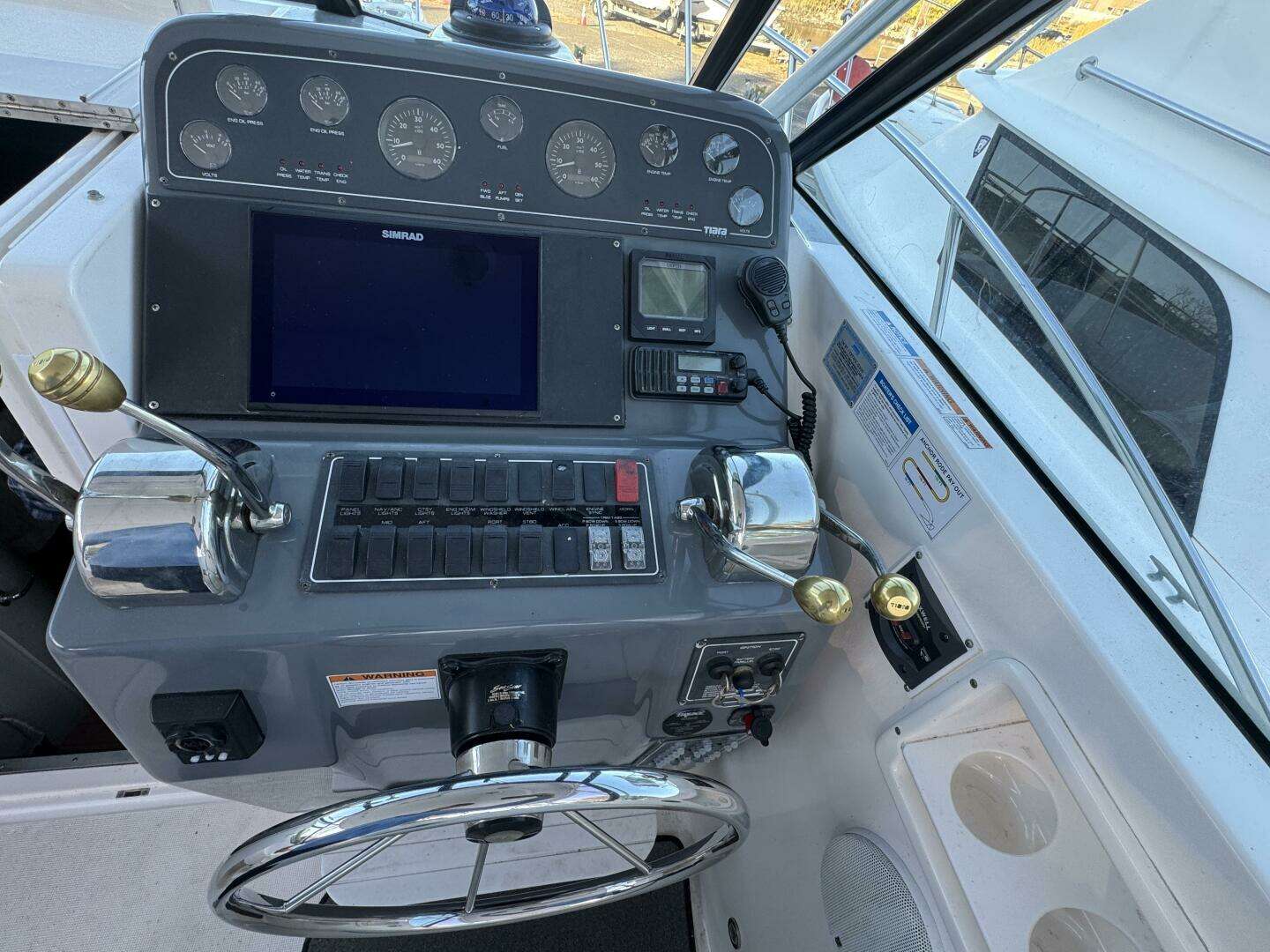 2005 Tiara Yachts 2900 Open - Image 11