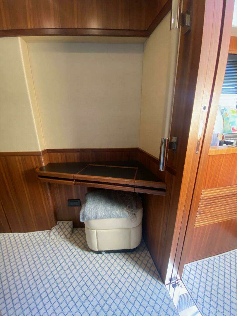 2014 Azimut Magellano 50 - Image 33