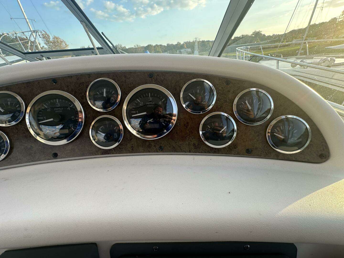 2000 Sea Ray 290 - Image 36