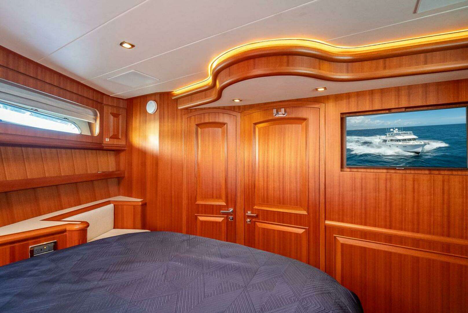 2022 Hampton 658l Endurance - Image 34