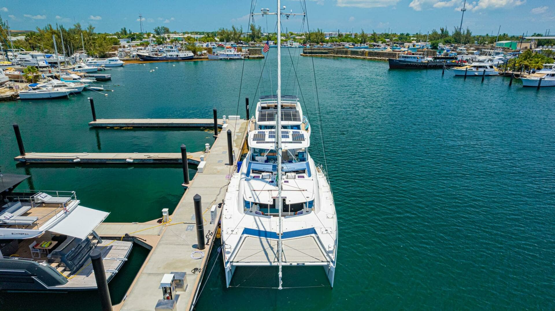 2018 Leopard 58 - Image 40