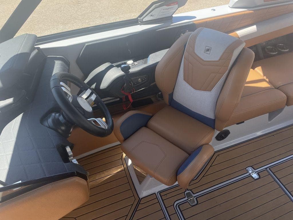 2022 Nautique Super Air Nautique G23 - 6