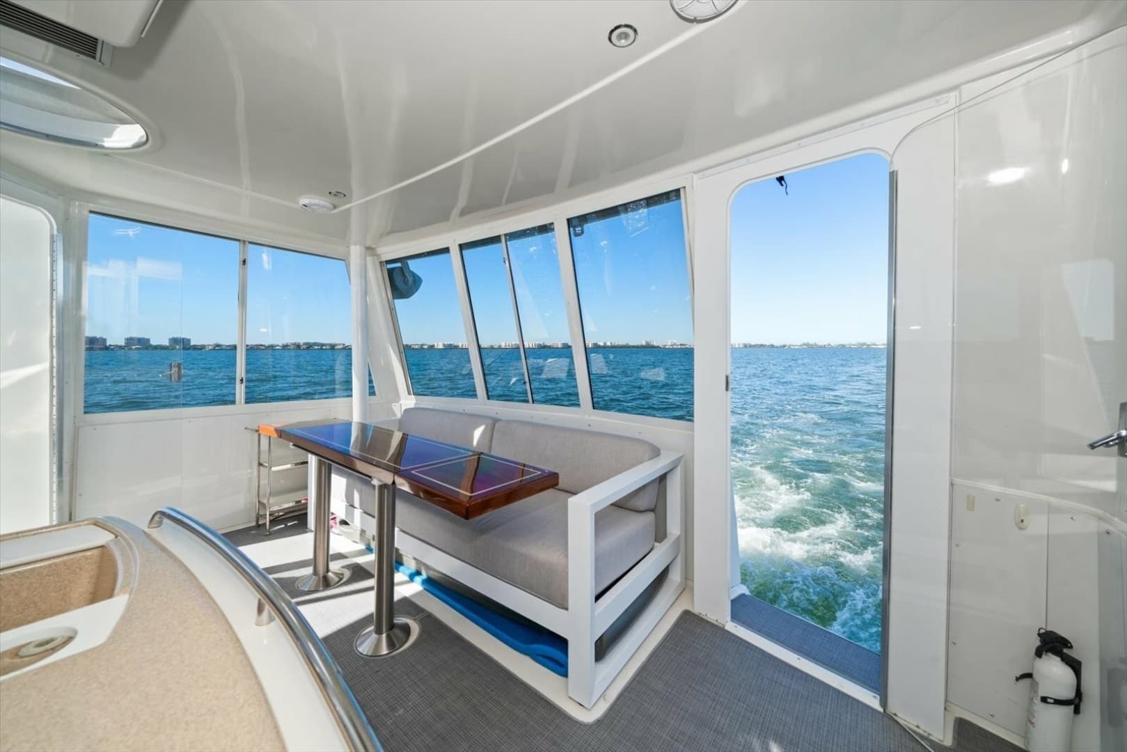 1998 Carver 455 Aft Cabin MY - Image 33