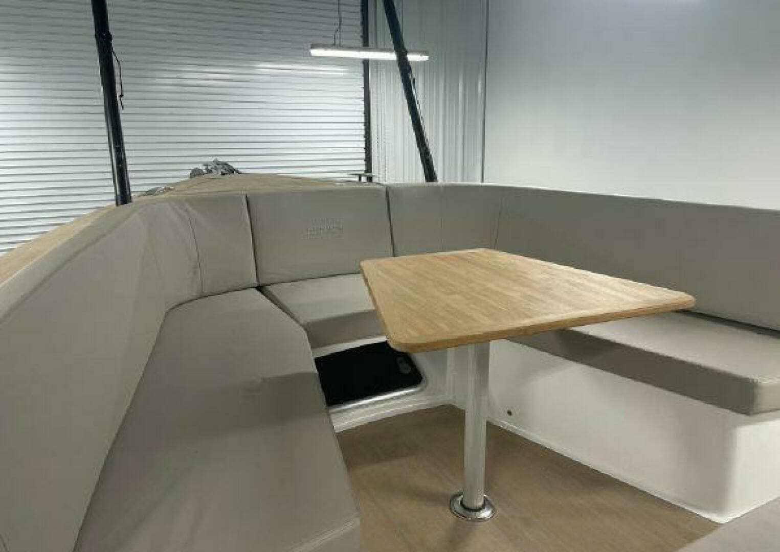 2023 Fjord 38 xpress - Image 20
