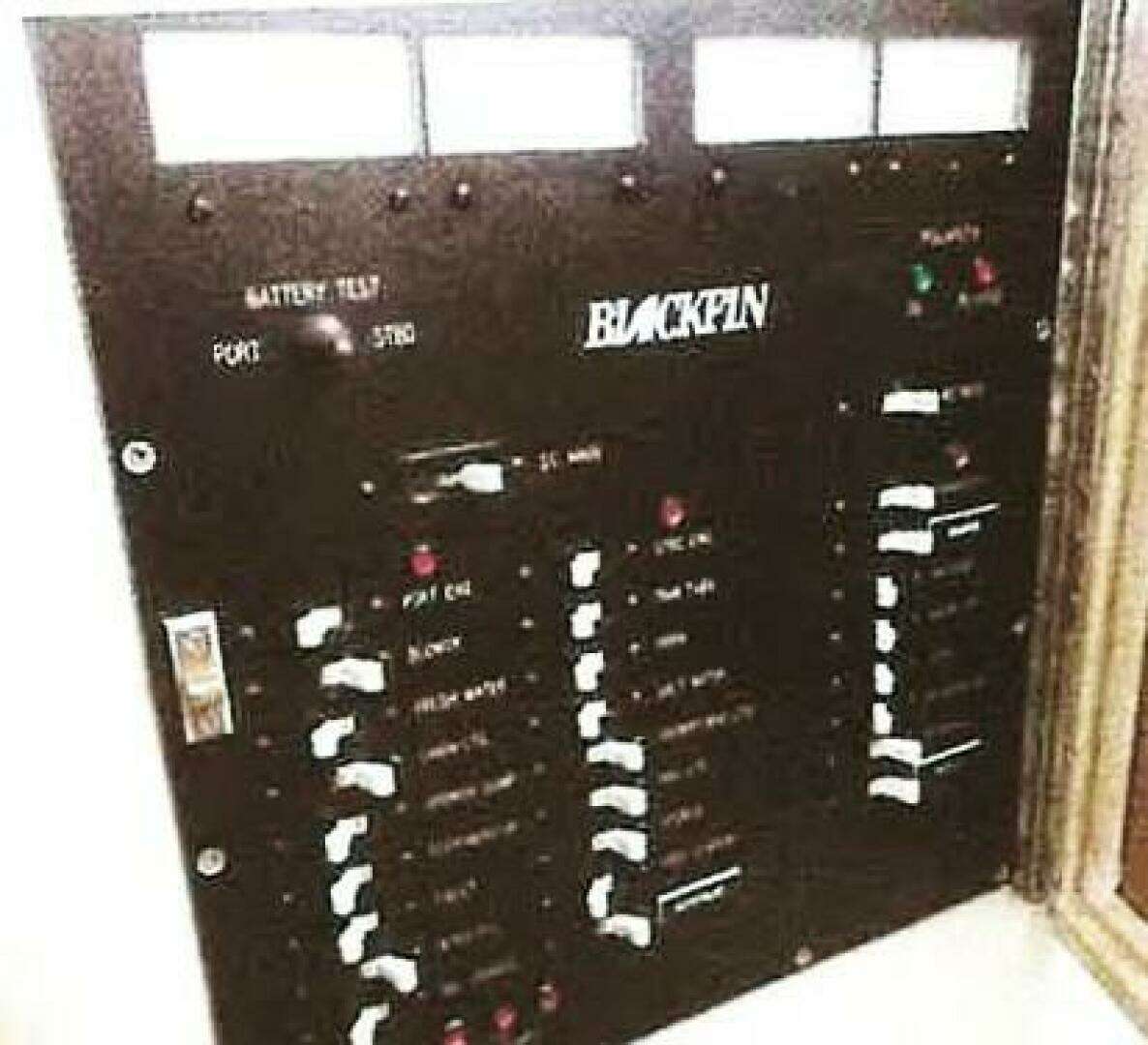 1994 Blackfin — - Image 11