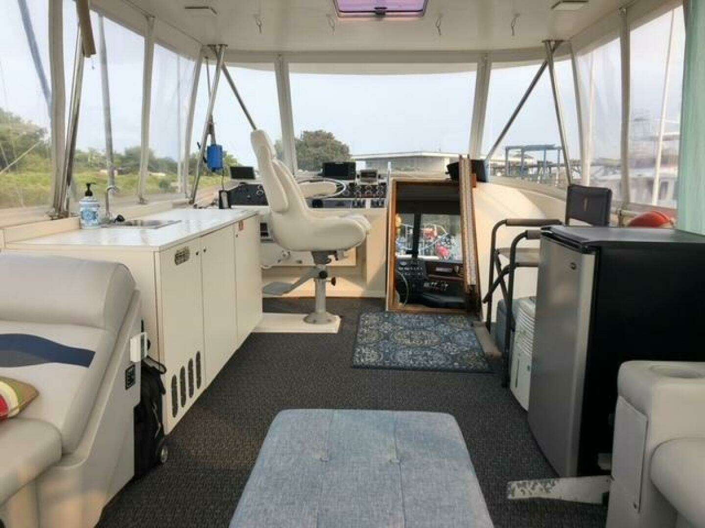 1985 Bayliner 4550 Motoryacht - Image 56