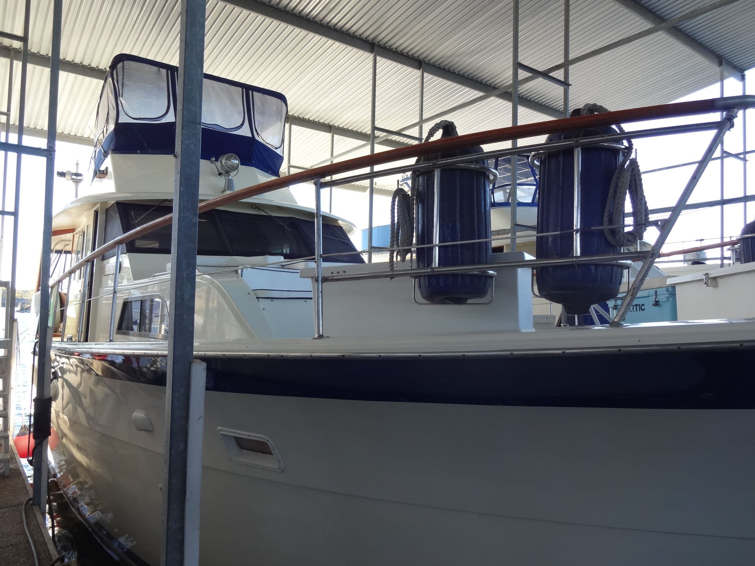 1977 Hatteras 53 Motor Yacht - 4