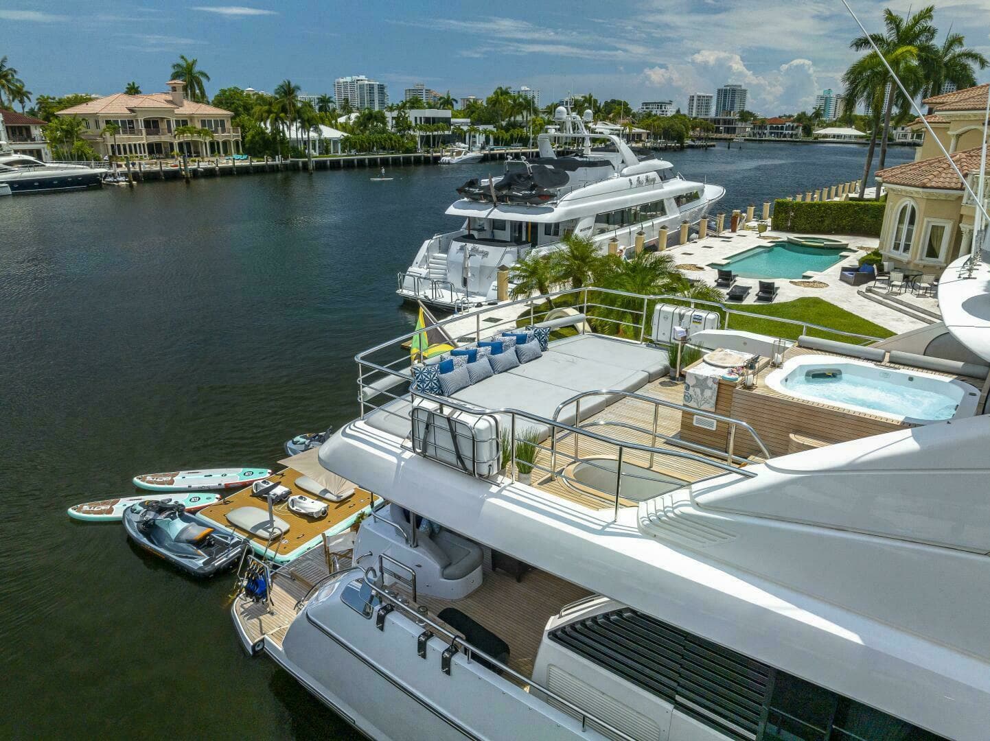 2012 Princess 32M - Image 64