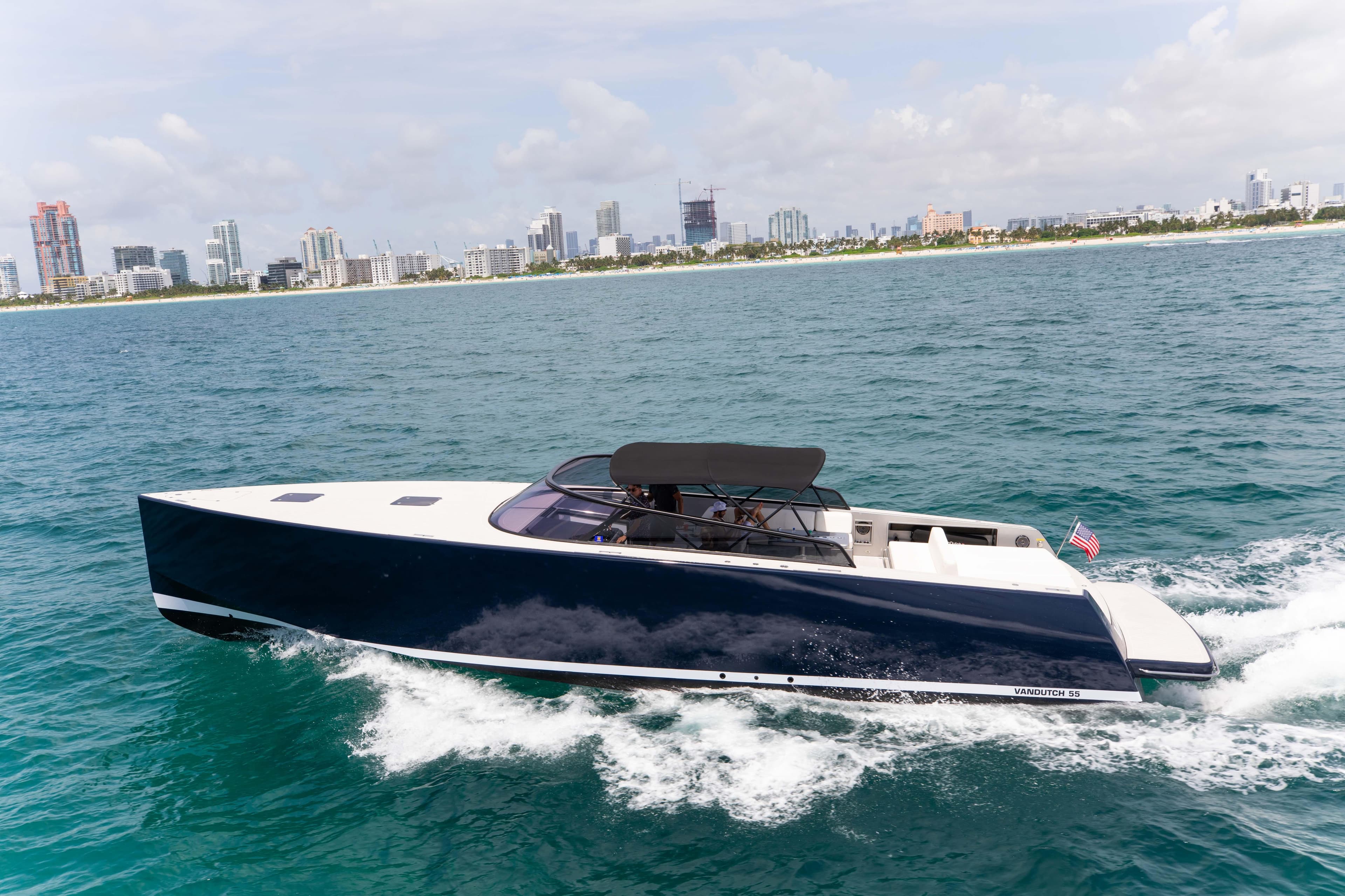 2017 VanDutch 55