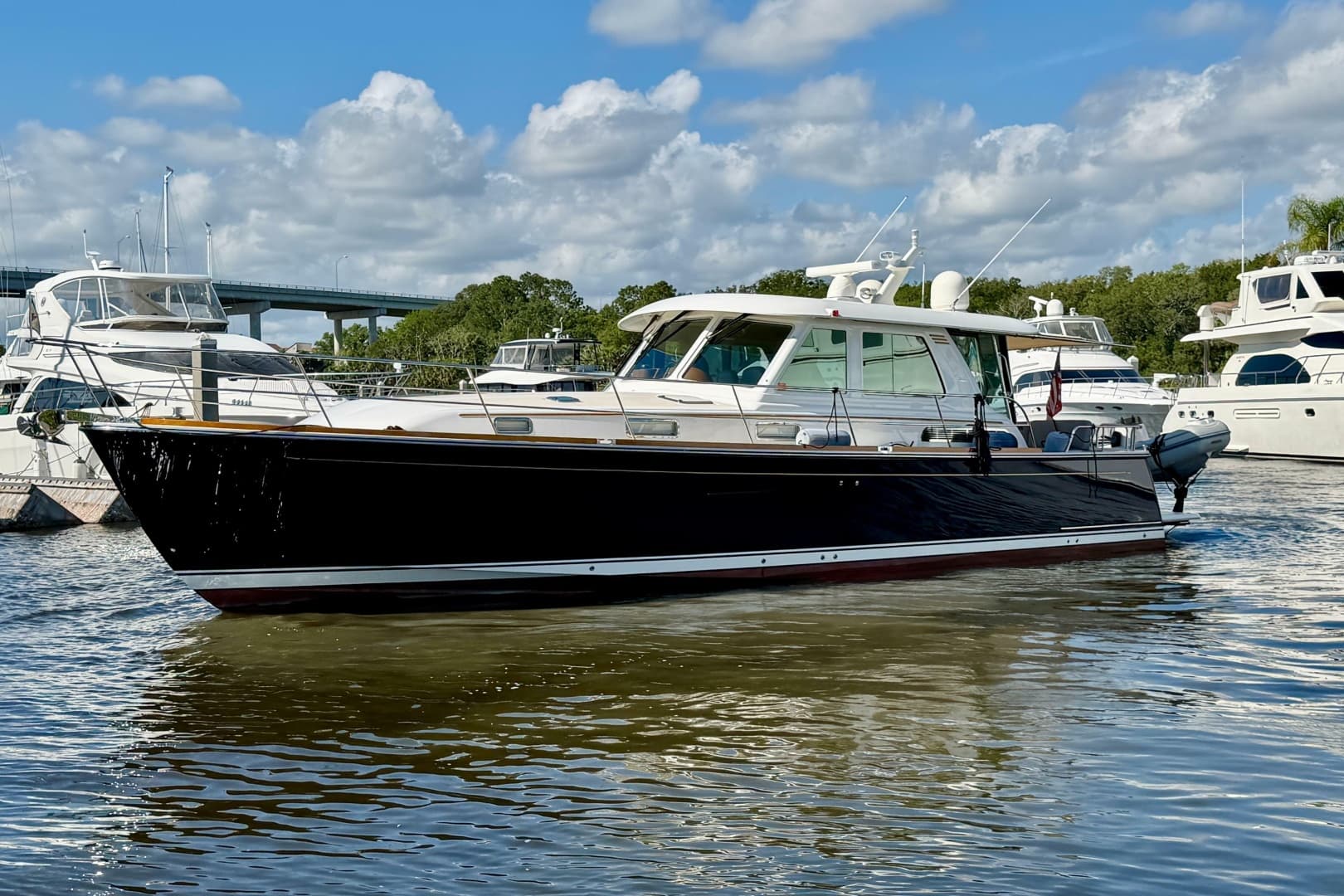 2016 Sabre 48 Salon Express - Image 8